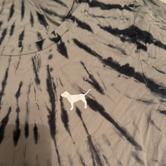 M VS PINK Tie-Dye T-Shirt - Black and Gray - Picture 2 of 5